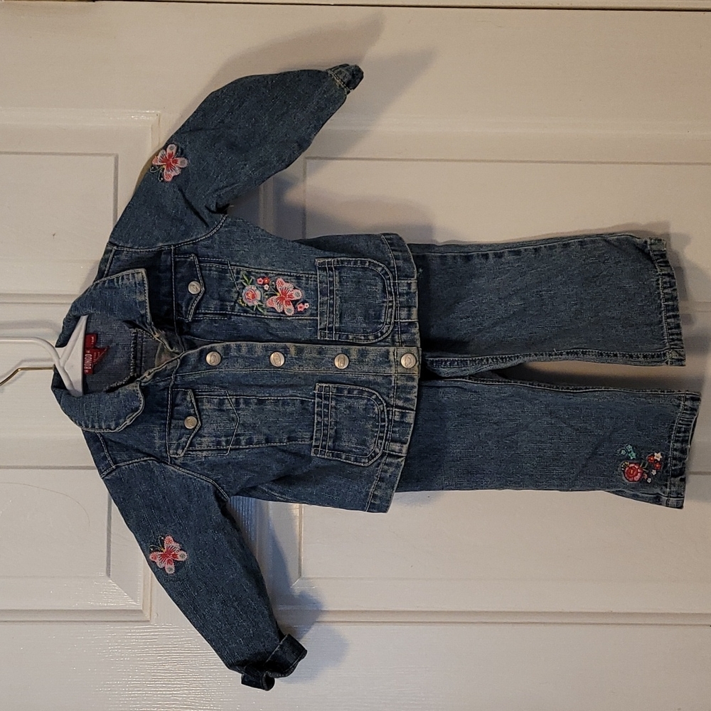 Embroidered Jeans and matching jacket size 19 mod